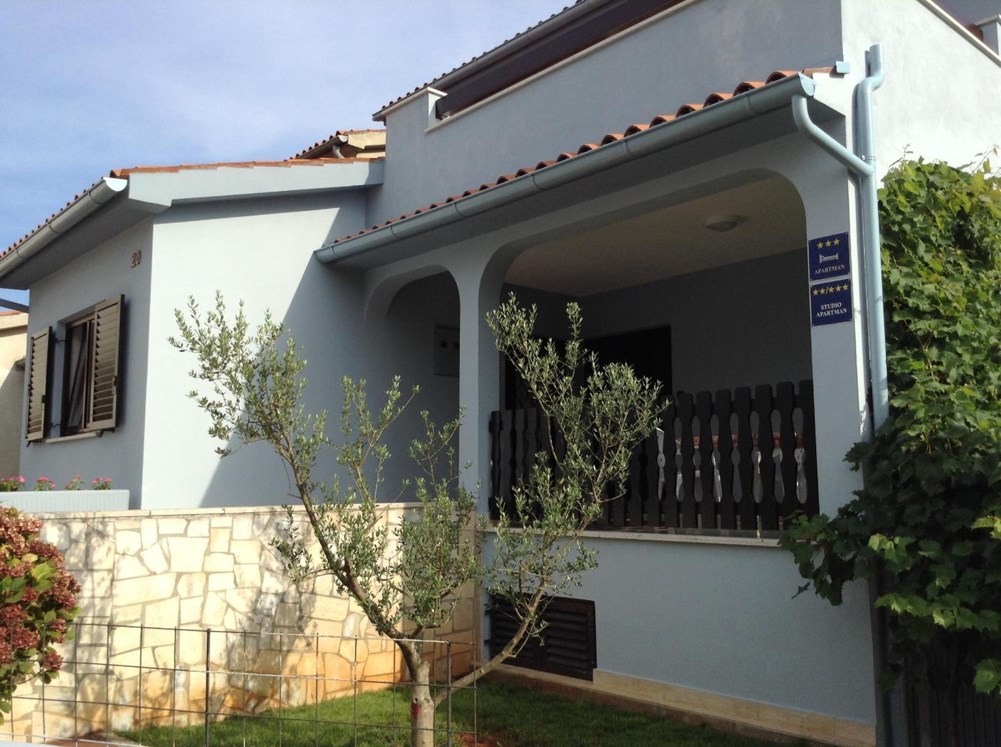 Appartamento The Blue House Vinkuran Esterno foto